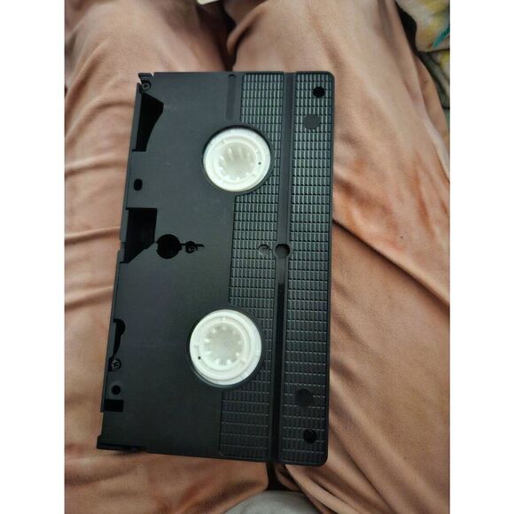 The Color Purple VHS - Picture 4 of 4